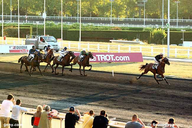 30/06/2015 - Vincennes - Prix Héléna : Arrivée