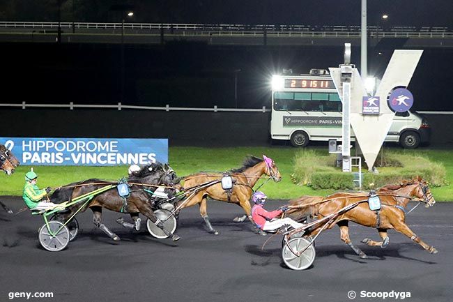 30/11/2024 - Vincennes - Prix de Marennes-Oléron : Arrivée