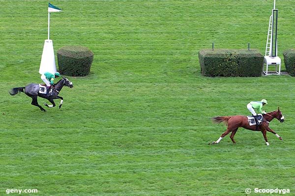 16/09/2009 - Auteuil - Prix Sapin : Arrivée