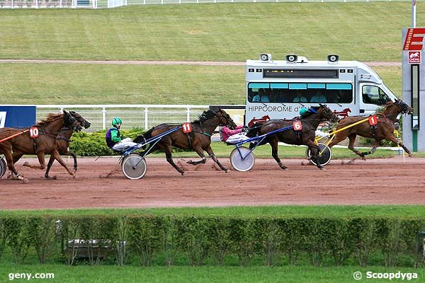 07/07/2011 - Enghien - Prix de la Tour Eiffel : Arrivée