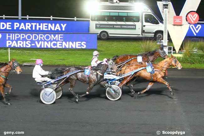 24/12/2020 - Vincennes - Prix de Parthenay : Arrivée