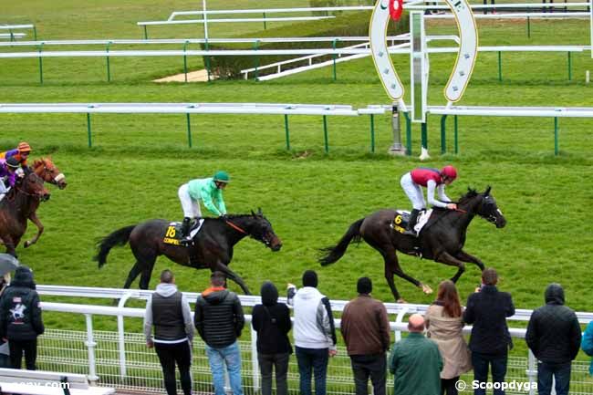 09/04/2016 - Compiègne - Prix de l'Etoile de la Reine : Arrivée