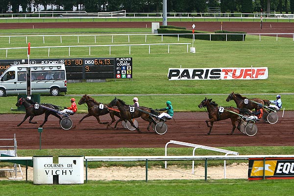 04/06/2007 - Vichy - Prix du Vivarais : Arrivée