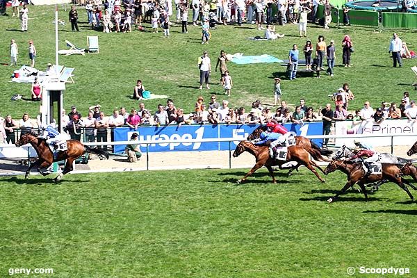 11/05/2008 - ParisLongchamp - Poule d'Essai des Poulains : Arrivée