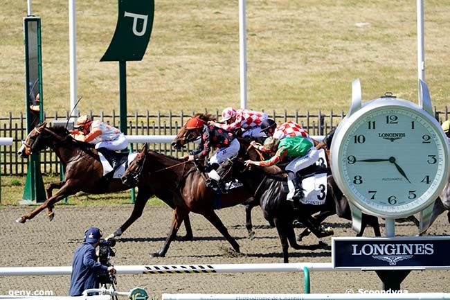 12/07/2022 - Chantilly - Prix du Carrefour des Quatres Frères : Arrivée