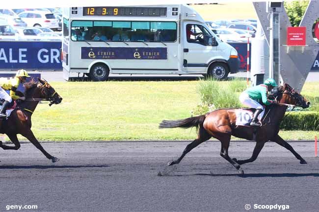 25/06/2023 - Vincennes - Prix de Normandie - Etrier 5 Ans Finale : Arrivée