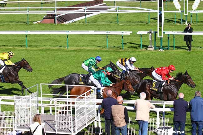 08/10/2021 - Compiègne - Prix de l'Etang de l'Etot : Arrivée