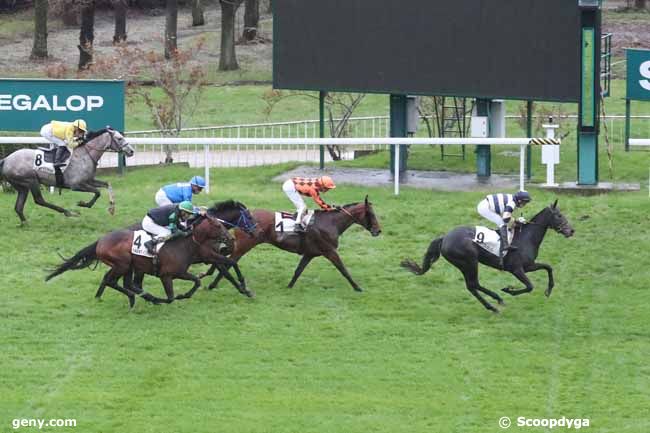 12/03/2024 - Saint-Cloud - Prix Lavarède : Arrivée