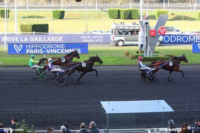 30/12/2021 - Vincennes - Prix de Brive-la-Gaillarde : Ankunft