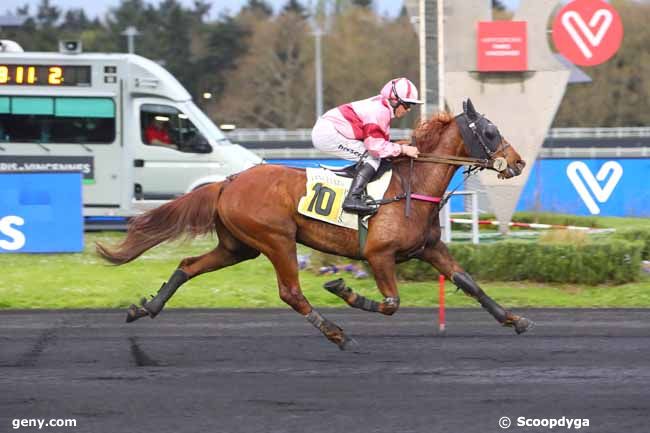 12/04/2022 - Vincennes - Prix Adria : Arrivée