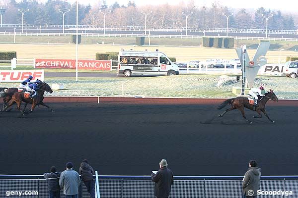 19/12/2007 - Vincennes - Prix Sans Dire Oui : Arrivée