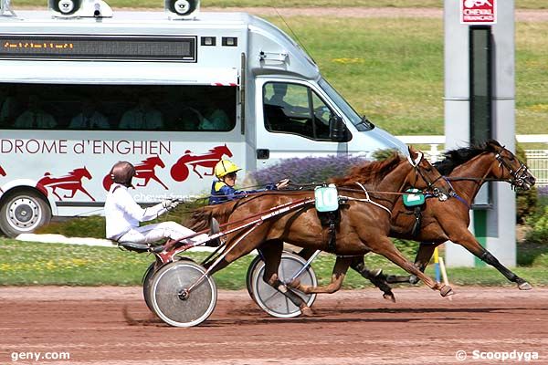 01/07/2010 - Enghien - Prix du Parc Monceau : Arrivée