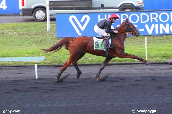 30/12/2021 - Vincennes - Prix d'Issoudun : Arrivée