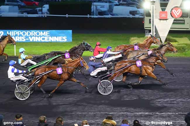 03/12/2023 - Vincennes - Letrot Open des Régions - 4 Ans : Arrivée