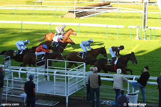 08/10/2021 - Compiègne - Prix de Choisy au Bac : Ankunft