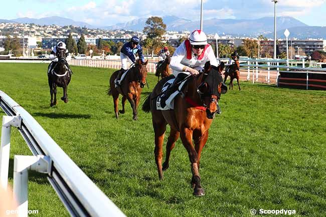 12/12/2022 - Cagnes-sur-Mer - Prix du Col du Somport : Ankunft