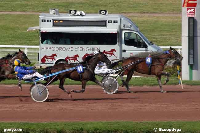 24/07/2010 - Enghien - 2ème Prix de l'U.N.A.T. : Ankunft