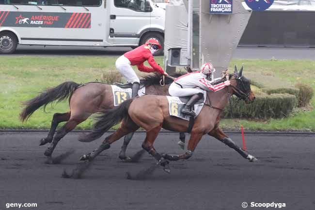 14/01/2024 - Vincennes - Prix 20 Minutes (Prix de Cherbourg) : Ankunft