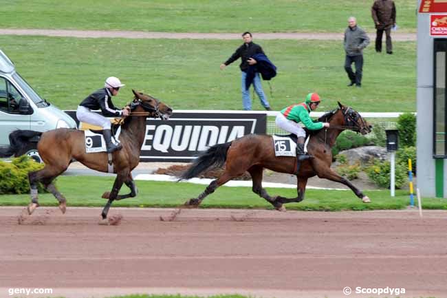 27/04/2009 - Enghien - Prix de la Place de la Sorbonne : Ankunft