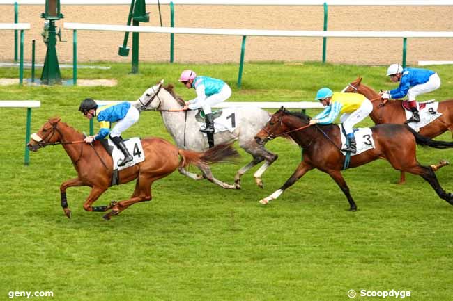 13/05/2014 - Chantilly - Prix du Temple de Vénus : Arrivée