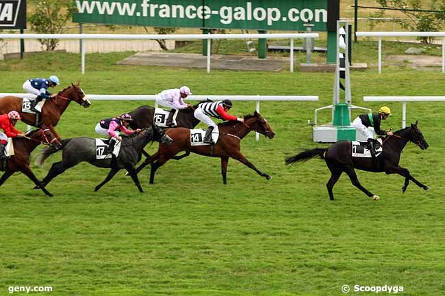 08/06/2011 - Saint-Cloud - Prix de Joyenval : Arrivée