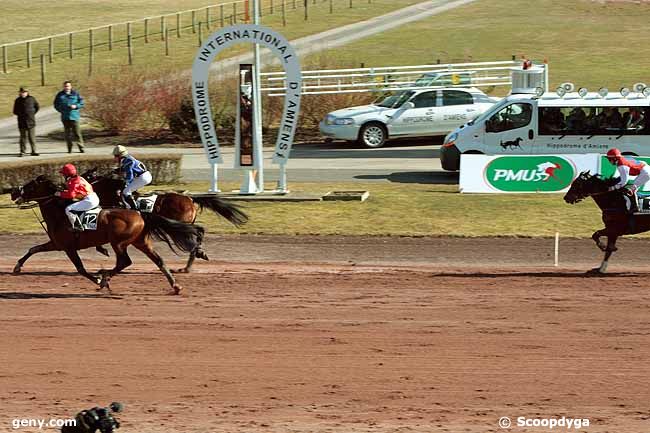 10/03/2010 - Amiens - Prix PMU le Magnolia Stella Plage Cucq : Ankunft