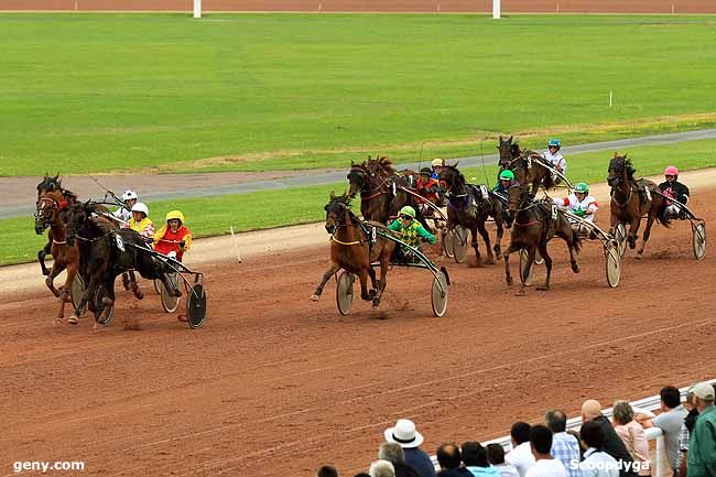 04/07/2014 - Cabourg - Prix des Valérianes : Arrivée