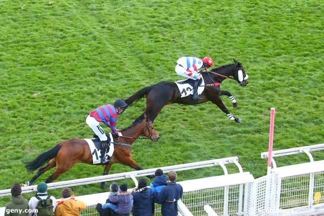 03/04/2022 - Auteuil - Prix Guy Hunault : Arrivée