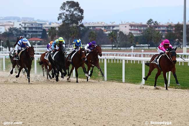 18/02/2023 - Cagnes-sur-Mer - Prix de la Promenade de la Plage - Prix des Bouches-du-Rhône : Arrivée