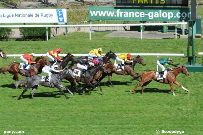 01/04/2012 - Saint-Cloud - Prix des Landes : Arrivée