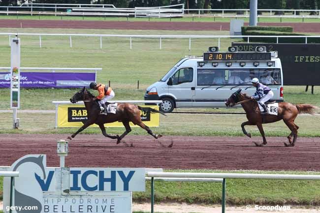 01/07/2015 - Vichy - Prix de l'Indre : Arrivée