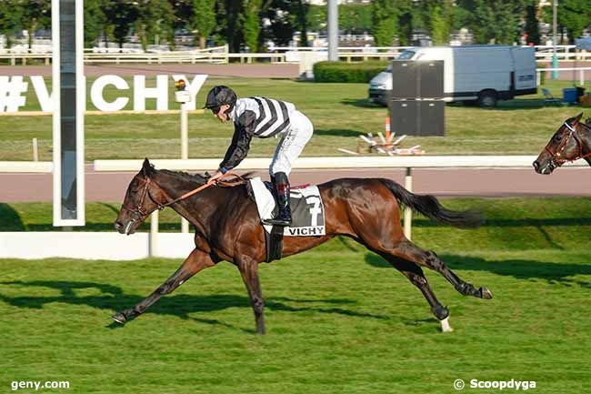 17/07/2024 - Vichy - Sealiway - Prix des Jouvenceaux et Jouvencelles - Prix Bernard Ferrand : Arrivée