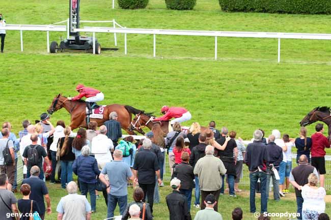 04/08/2016 - Clairefontaine-Deauville - Prix Croix Brisée : Arrivée