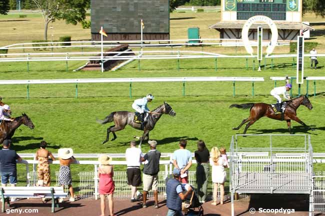 11/07/2022 - Compiègne - Prix du Vivier Frère Robert : Arrivée