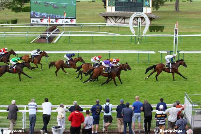 09/07/2024 - Compiègne - Prix du Château de Pierrefonds : Arrivée