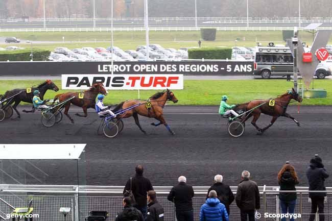 03/12/2017 - Vincennes - Letrot Open des Régions - 5 Ans : Arrivée