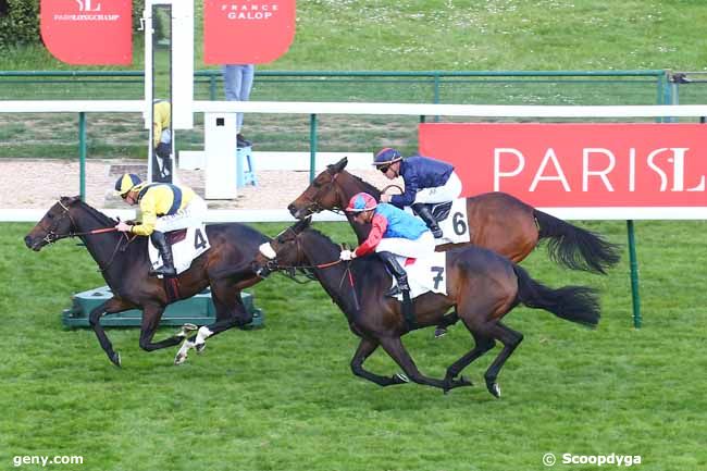 01/05/2022 - ParisLongchamp - Prix de Barbeville : Arrivée