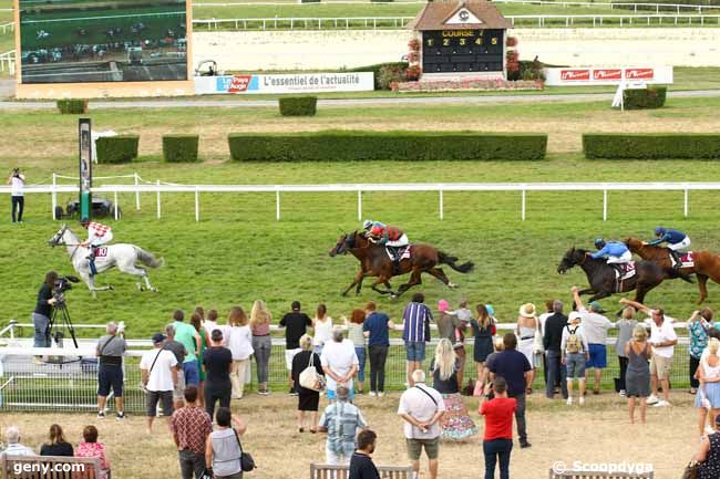 03/08/2022 - Clairefontaine-Deauville - Prix Pari Trio  - Prix des Pâturages : Arrivée
