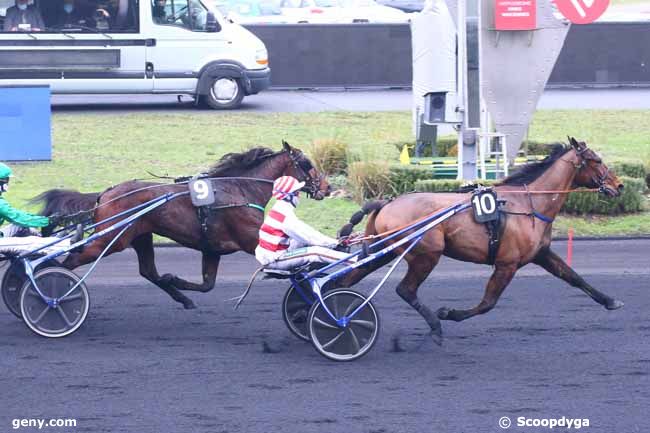 25/12/2021 - Vincennes - Prix de Tarbes : Result