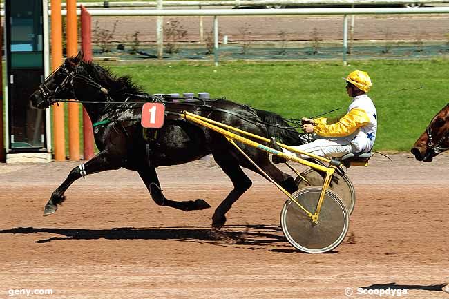 09/05/2012 - Beaumont-de-Lomagne - Prix de La Garonne : Arrivée