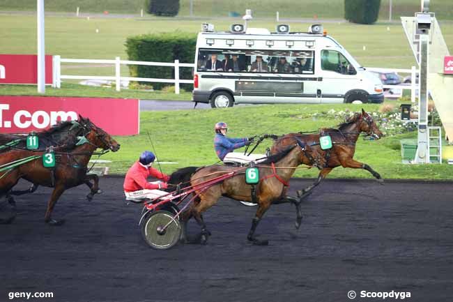 28/12/2015 - Vincennes - Prix du Merlerault : Result