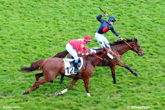 29/04/2017 - Auteuil - Prix Roger Duchêne - Grand Prix des Jeunes Jockeys : Ankunft