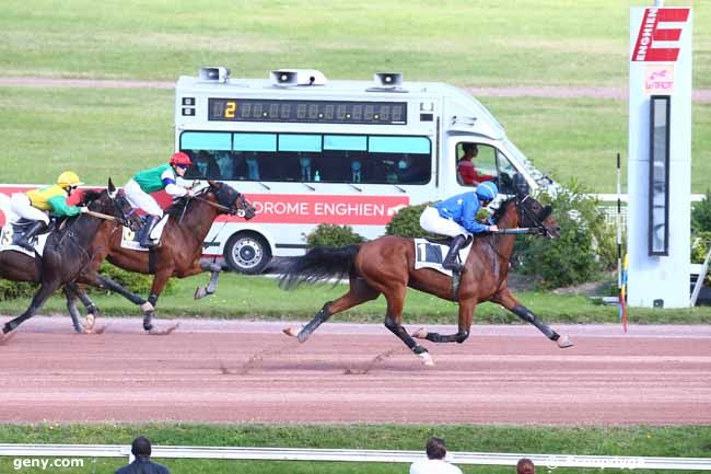 11/10/2021 - Enghien - Prix de la Porte Saint-Denis : Arrivée