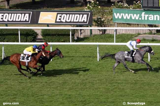 18/05/2011 - Saint-Cloud - Prix les Alluets-le-Roi : Arrivée