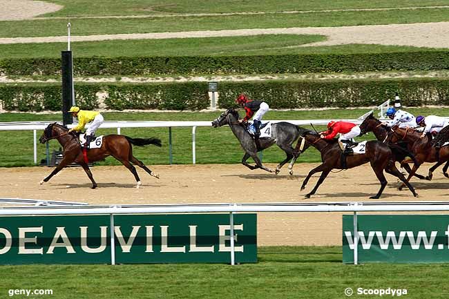 10/07/2009 - Deauville - Prix du Phare : Ankunft