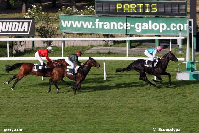 18/05/2011 - Saint-Cloud - Prix Verso II : Arrivée