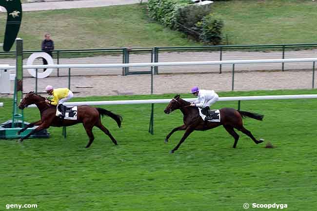 11/10/2011 - ParisLongchamp - Prix Hérod : Arrivée