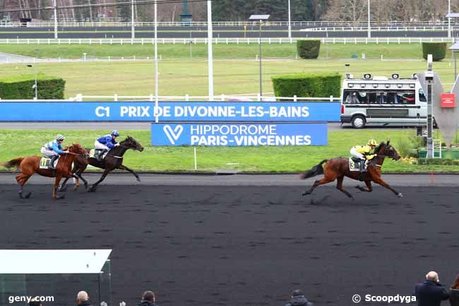 28/12/2019 - Vincennes - Prix de Divonne-les-Bains : Arrivée