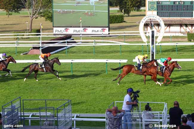 28/08/2024 - Compiègne - Prix des Bords de l'Aisne : Arrivée