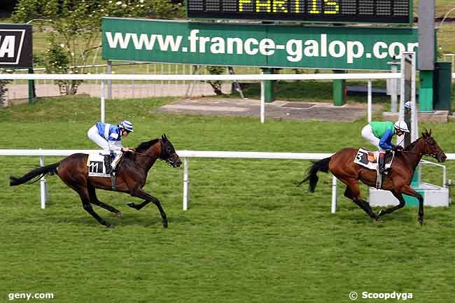 28/05/2010 - Saint-Cloud - Prix du Mesnil-Villement : Arrivée